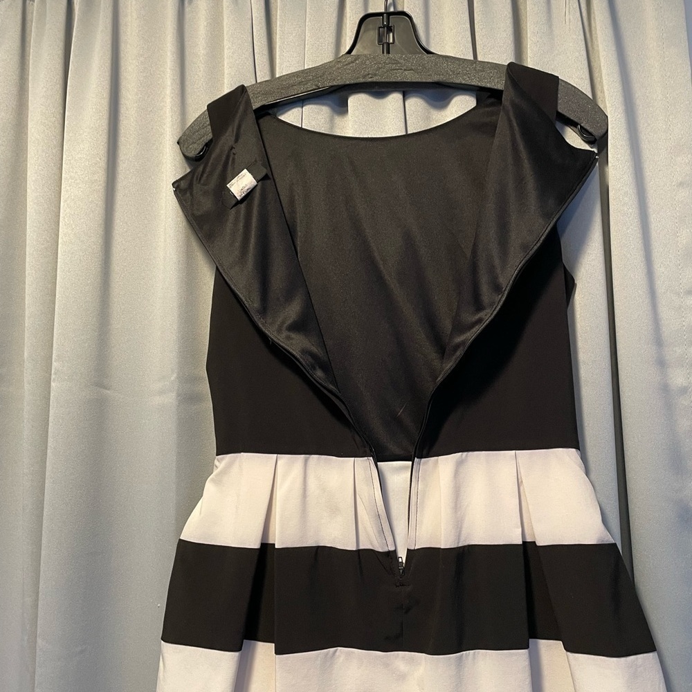 B. Smart Semi-Formal Black & White Stripped Dress- Size 7/8 - Picture 5 of 11